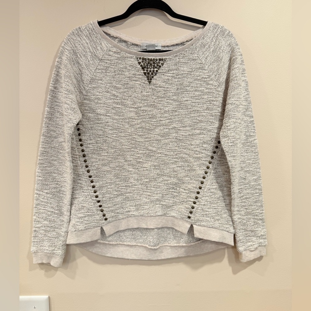🔥Lucky Lotus Gray Sweater with Studded Details Women’s Sz S Like New🔥